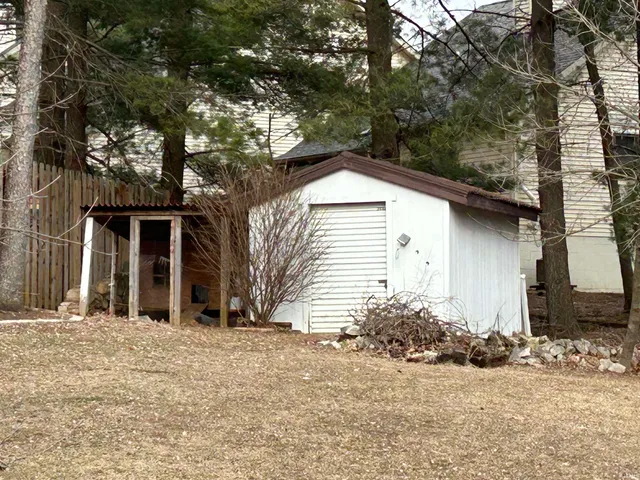 $279,900 | 4910 State Road 46, Bloomington, IN 47404