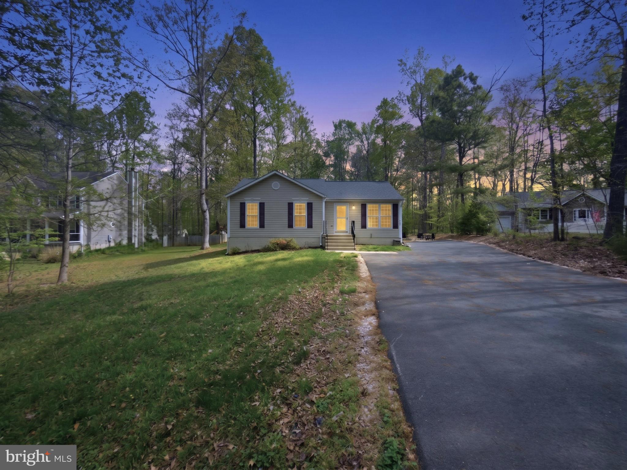 644 Wright Drive Ruther Glen, VA 22546 - Photo 2 of 30
