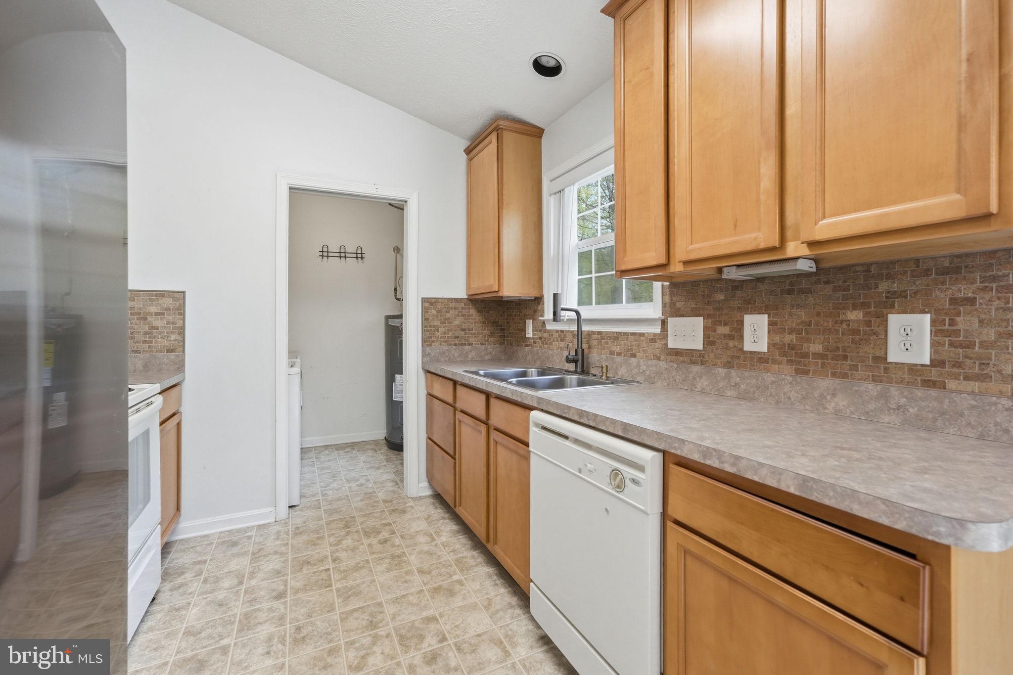 644 Wright Drive Ruther Glen, VA 22546 - Photo 9 of 30