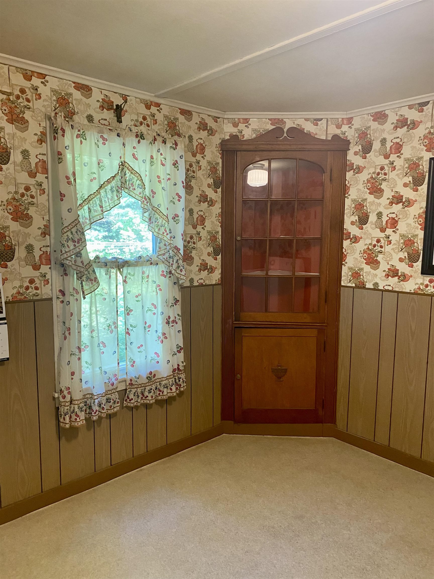 883 Highway 4 Rutland Town, VT 05701 - Photo 17 of 21