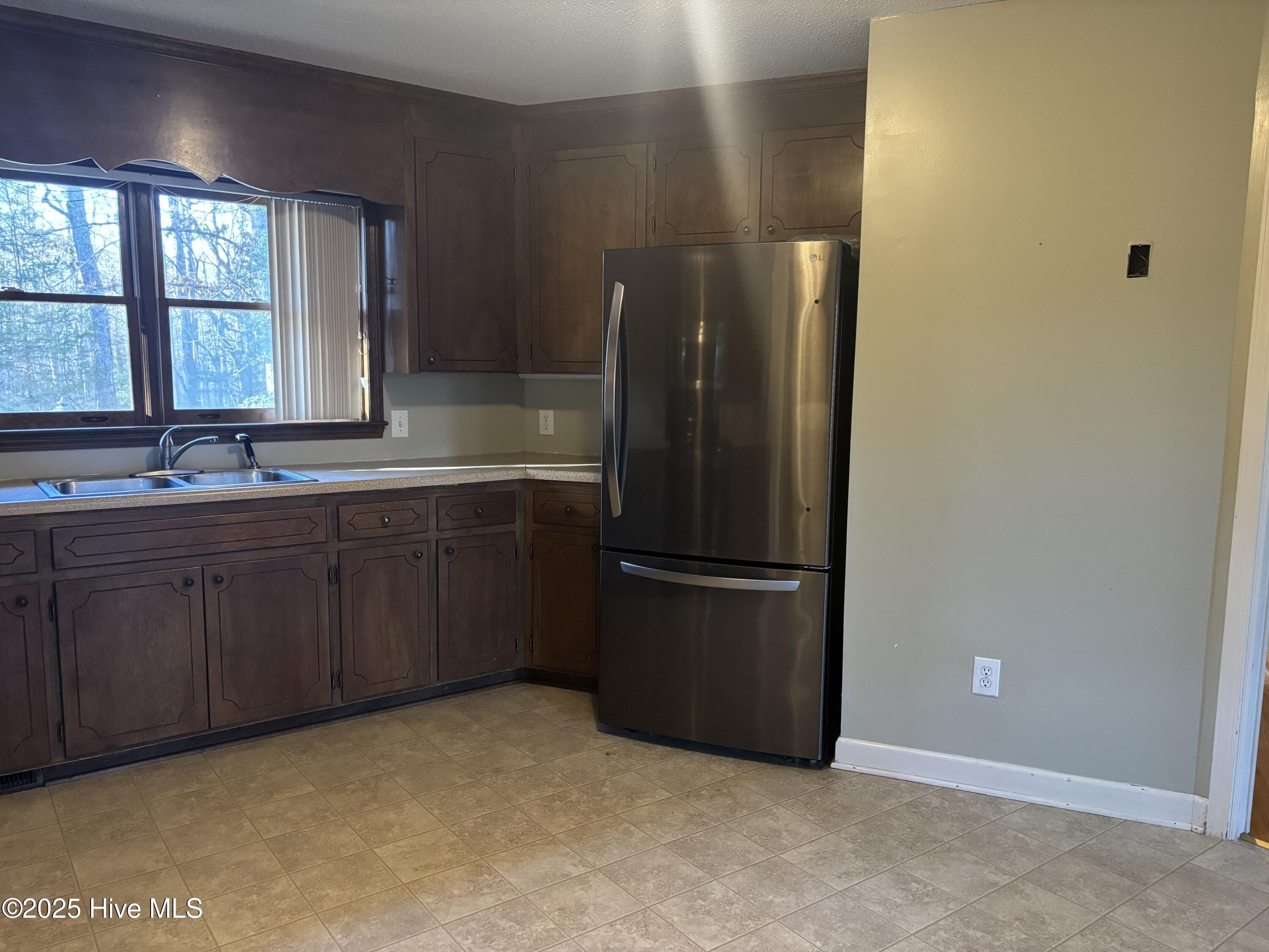 150 Lewis Lane Jackson, NC 27845 - Photo 20 of 42 Kitchen