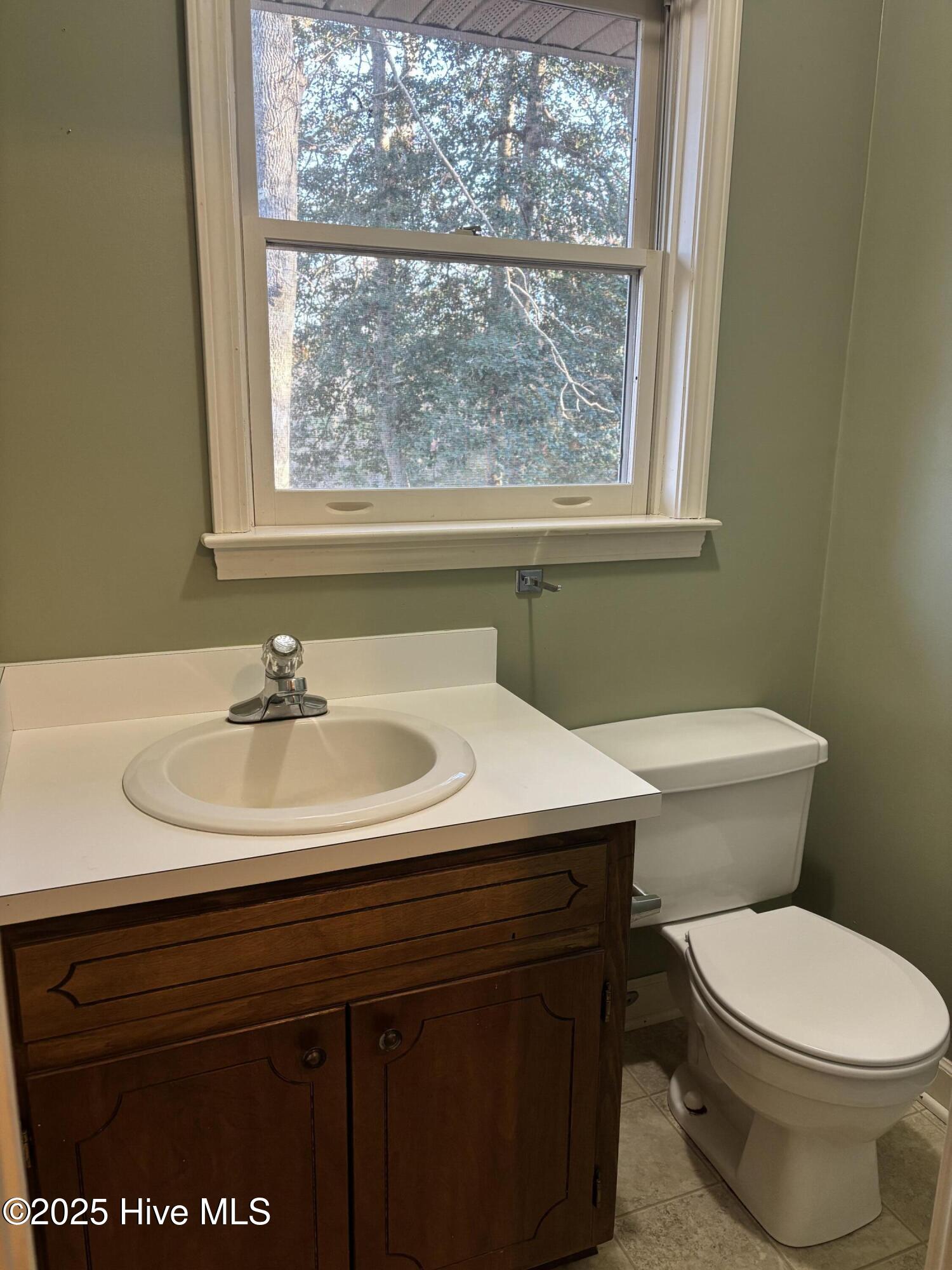 150 Lewis Lane Jackson, NC 27845 - Photo 23 of 42 Half Bathroom