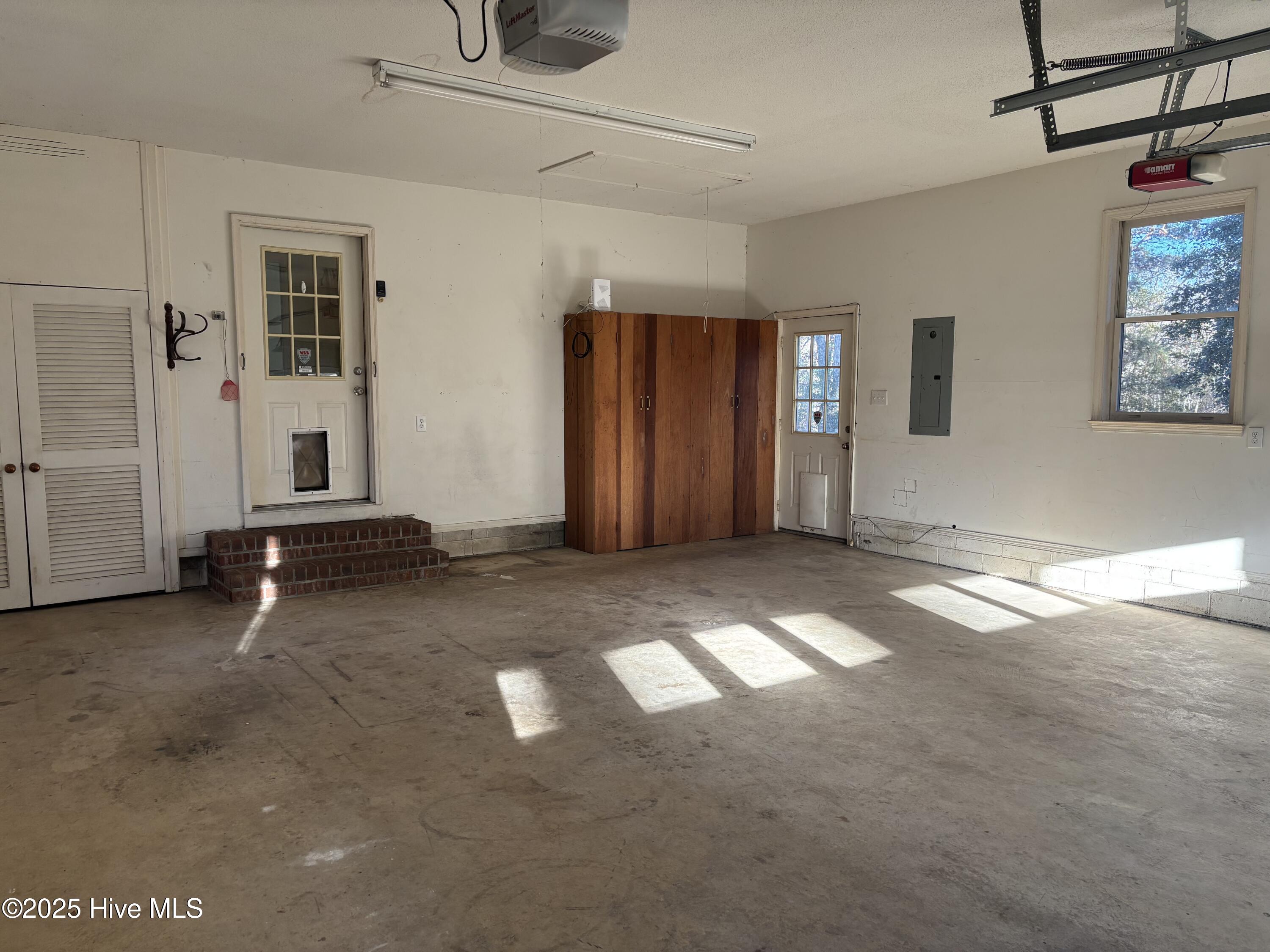 150 Lewis Lane Jackson, NC 27845 - Photo 33 of 42 Attached Garage