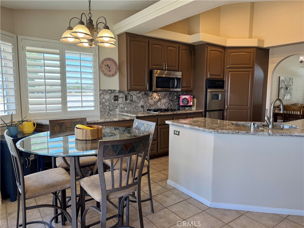 8535 Alta Mesa Road Hesperia, CA 92344 - Photo 18 of 47