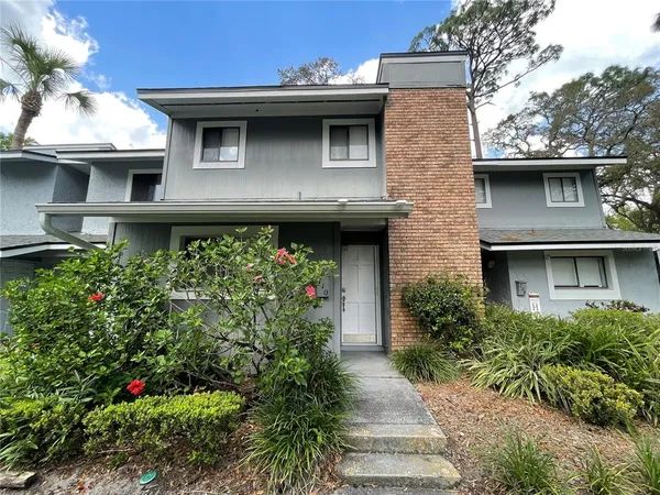 $1,800 | 710 Raymond Circle, Altamonte Springs, FL 32714
