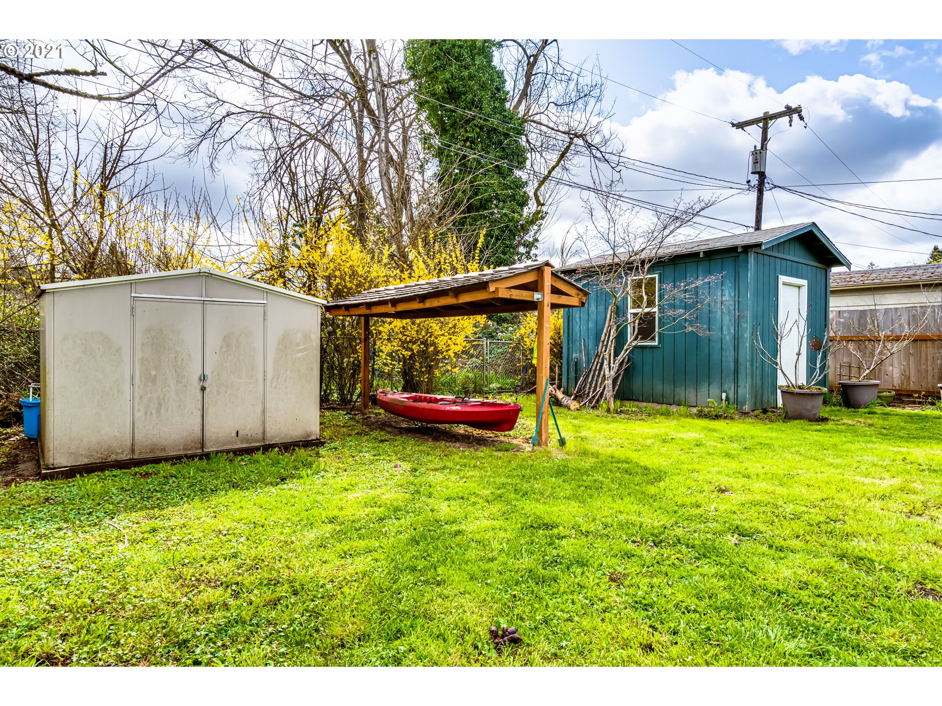 471 West N Street Springfield, OR 97477 - Photo 28 of 31