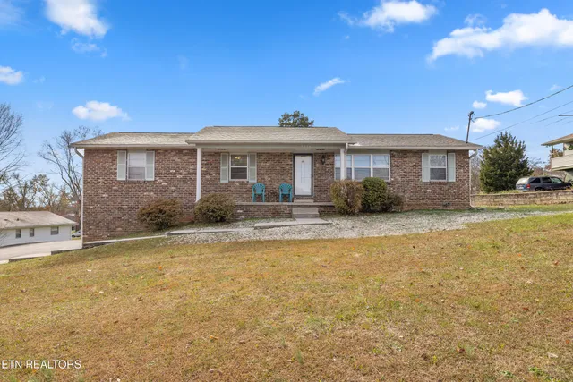 $469,900 | 9504 Bob Gray Road, Knoxville, TN 37923