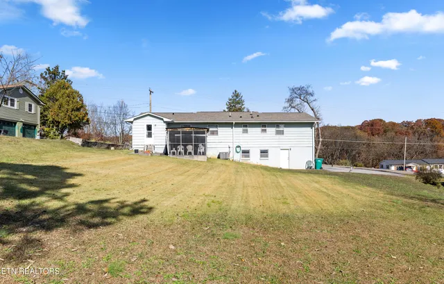 $469,900 | 9504 Bob Gray Road, Knoxville, TN 37923