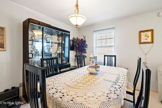 $469,900 | 9504 Bob Gray Road, Knoxville, TN 37923