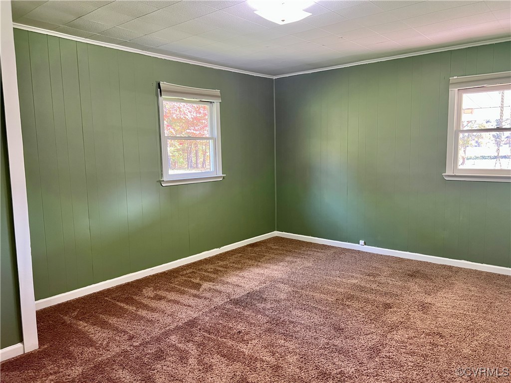 2733 Indian Oak Road Crewe, VA 23930 - Photo 14 of 31 an empty room with windows