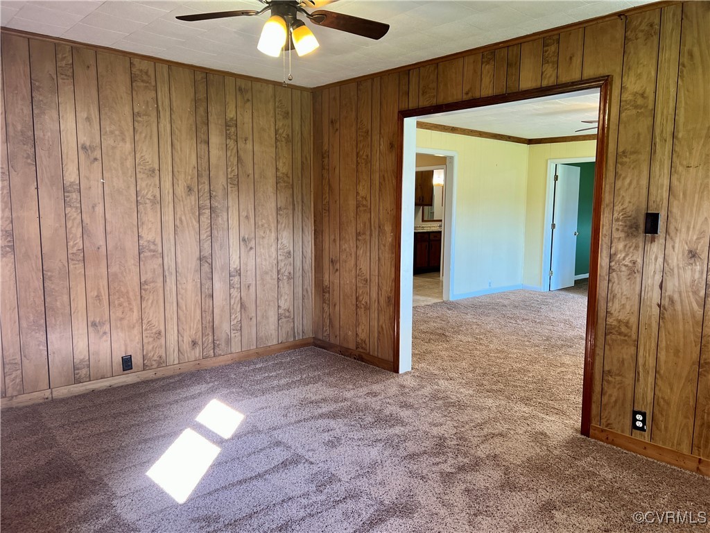 2733 Indian Oak Road Crewe, VA 23930 - Photo 8 of 31 an empty room with windows and closet