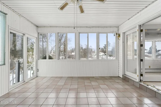 $349,900 | 3 Crestwood Drive, Rotterdam, NY 12306