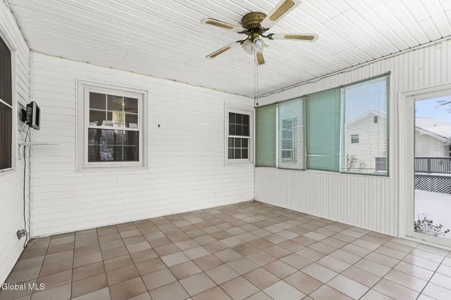 $349,900 | 3 Crestwood Drive, Rotterdam, NY 12306