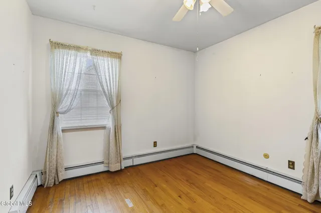 $349,900 | 3 Crestwood Drive, Rotterdam, NY 12306