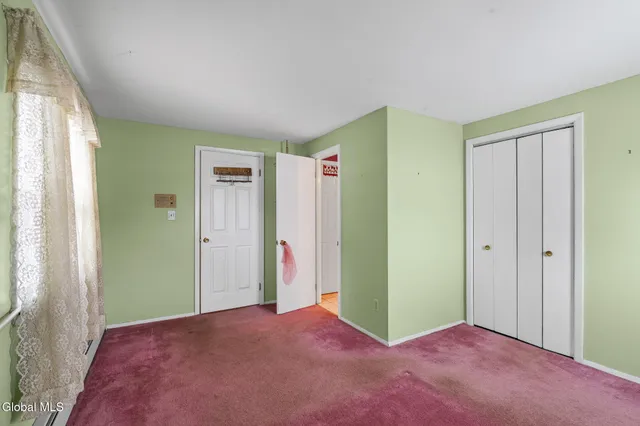 $349,900 | 3 Crestwood Drive, Rotterdam, NY 12306