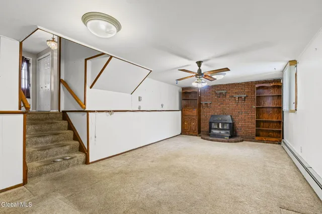 $349,900 | 3 Crestwood Drive, Rotterdam, NY 12306