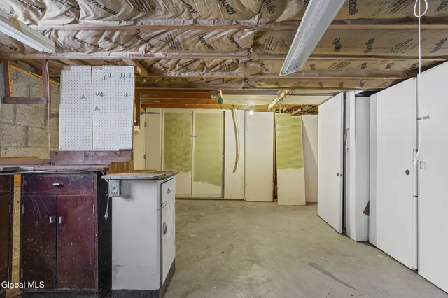 $349,900 | 3 Crestwood Drive, Rotterdam, NY 12306