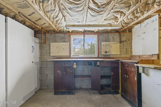 $349,900 | 3 Crestwood Drive, Rotterdam, NY 12306