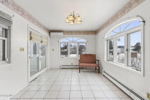 $349,900 | 3 Crestwood Drive, Rotterdam, NY 12306