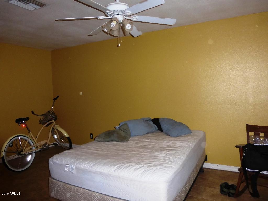 1639 West Roma Avenue Phoenix, AZ 85015 - Photo 9 of 15 12 master bedroom