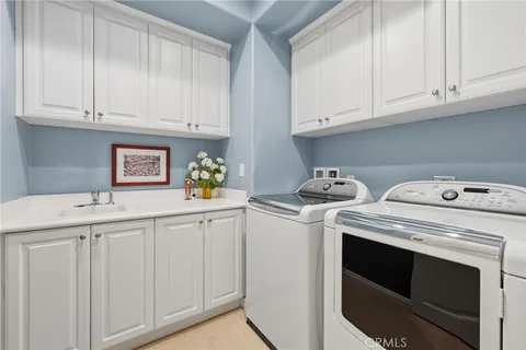 $1,379,000 | 21445 Hayley Huntington Beach, Huntington Beach, CA 92646