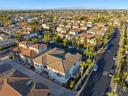 $1,379,000 | 21445 Hayley Huntington Beach, Huntington Beach, CA 92646