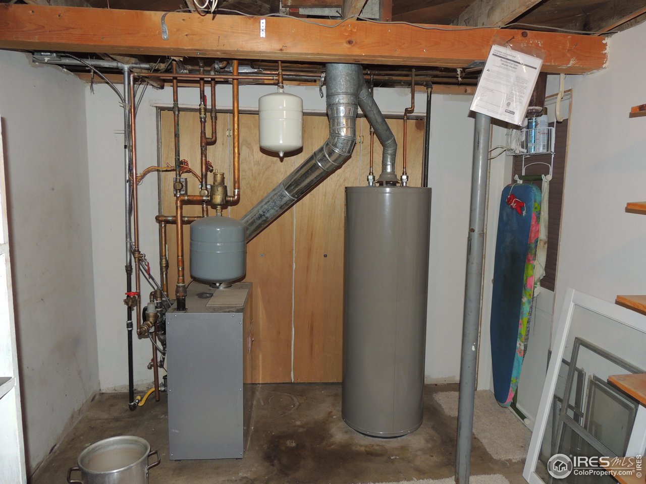 3920 Northeast County Line Road Erie, CO 80516 - Photo 19 of 37 Utility room