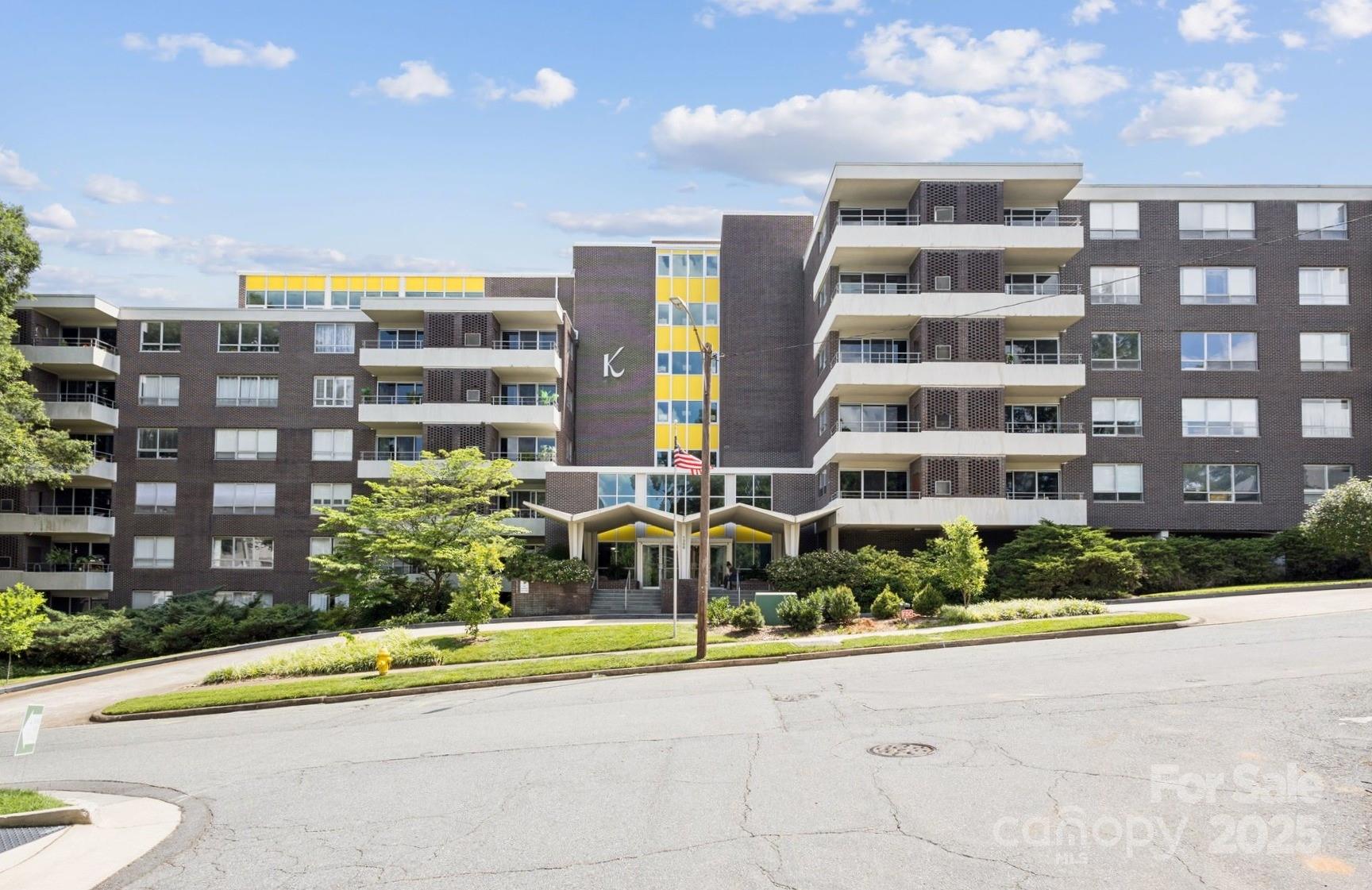 1300 Reece Road, Unit 507 Charlotte, NC 28209 - Photo 2 of 10 Gallery Image 2