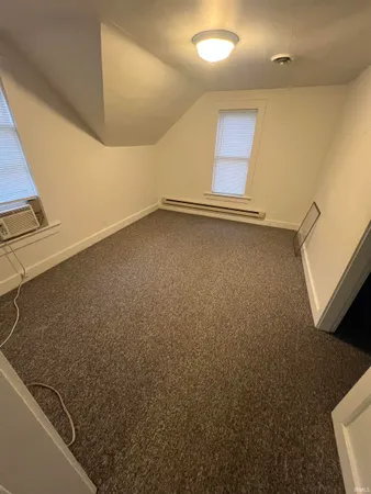 $1,050 | 1214 Delaware Avenue, Fort Wayne, IN 46805