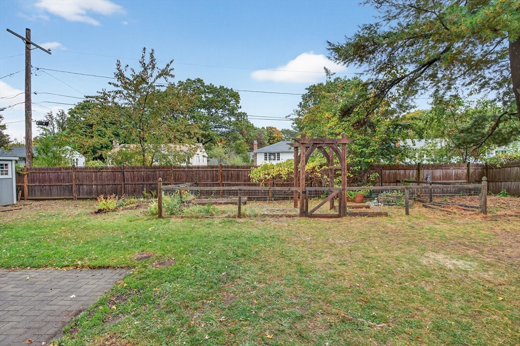 14 Paxton Road Framingham, MA 01701 - Photo 21 of 24
