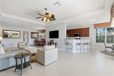 $595,900 | 4620 Winged Foot Court, Unit 201, Naples, FL 34112