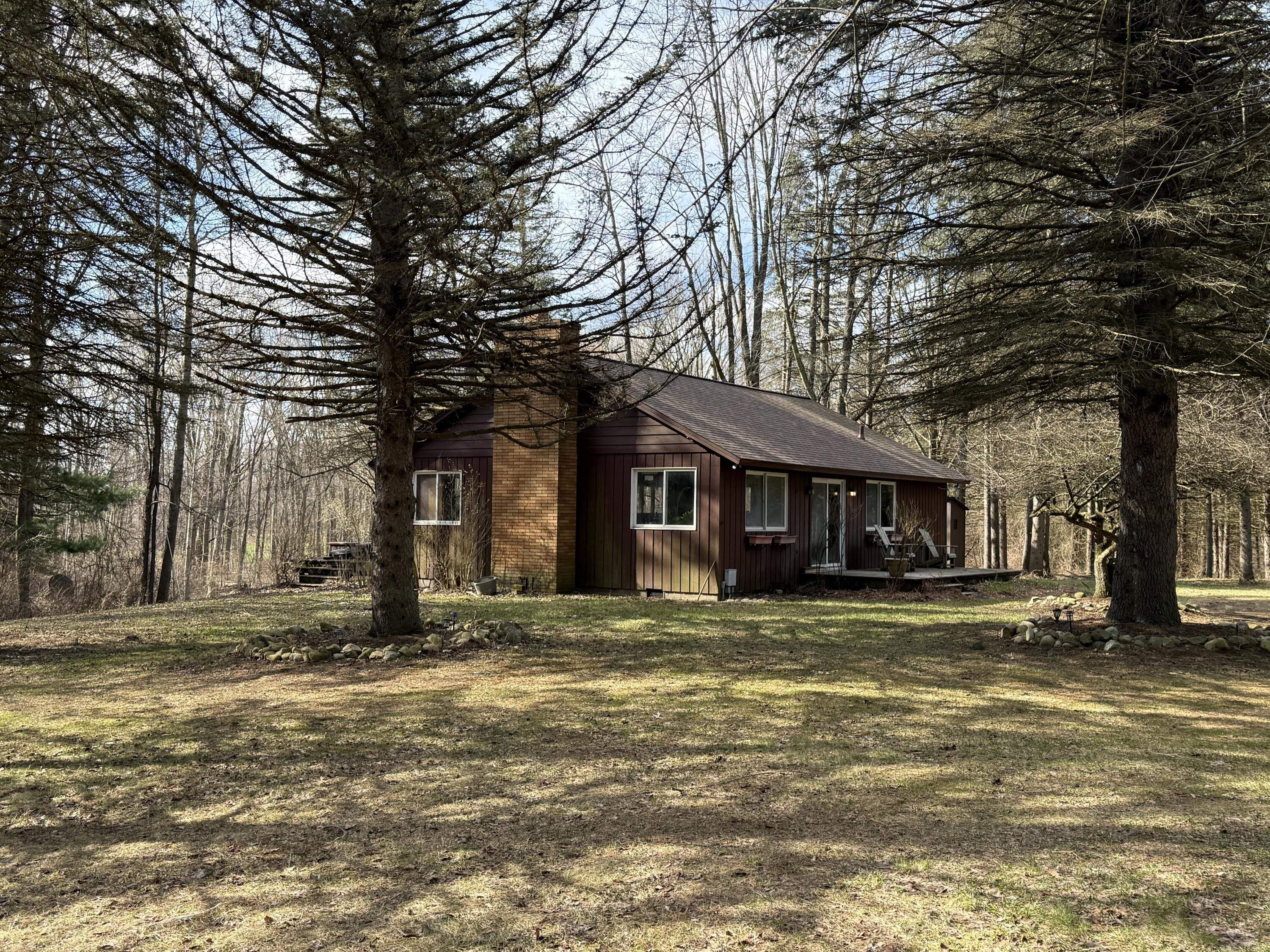 5140 37 Mile Road Romeo, MI 48065 - Photo 6 of 15 CCabin1