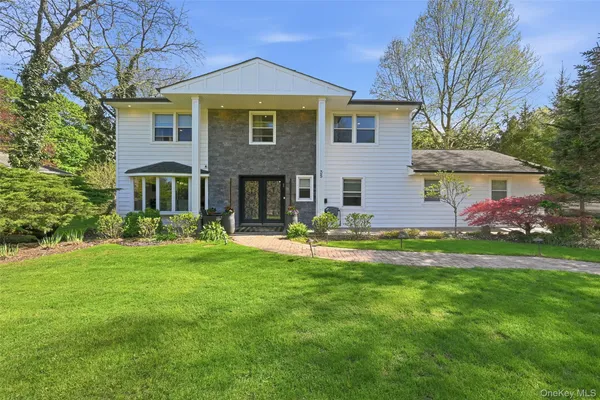 $2,399,000 | 35 Elm Drive, East Hills, NY 11576