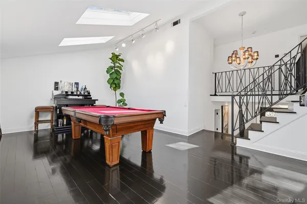 $2,399,000 | 35 Elm Drive, East Hills, NY 11576