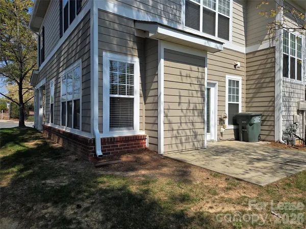 $2,250 | 15437 Coventry Ct Lane, Charlotte, NC 28277