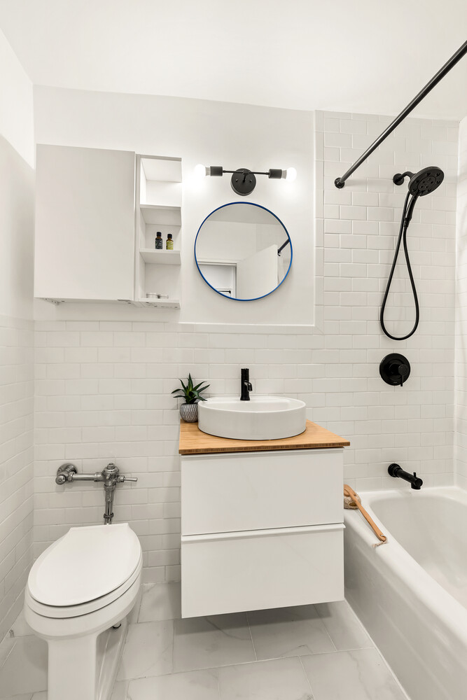 651 Vanderbilt Street, Unit R2 Brooklyn, NY 11218 - Photo 4 of 6