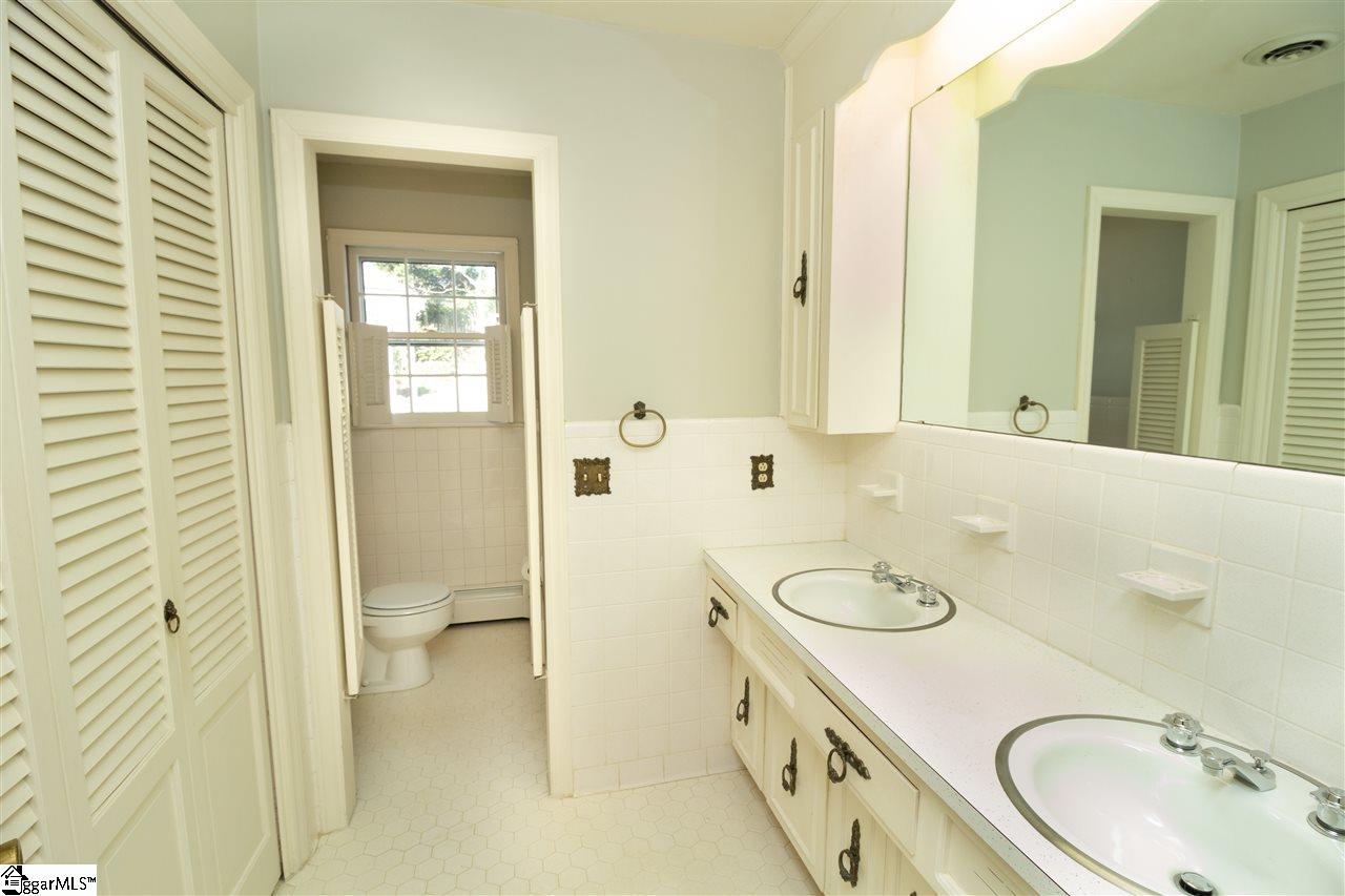 105 Laurel Road Greer, SC 29651 - Photo 14 of 36