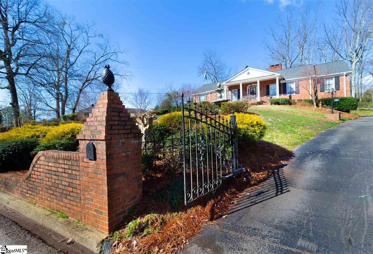 105 Laurel Road Greer, SC 29651 - Photo 28 of 36