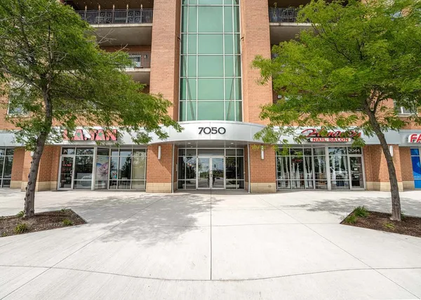 $2,600 | 7050 183rd Street, Unit 411, Tinley Park, IL 60477