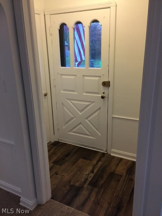 1148 Winston Road Cleveland, OH 44121 - Photo 2 of 27