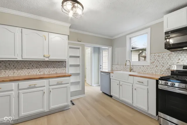 $329,000 | 603 North Swope Street, Greenfield, IN 46140