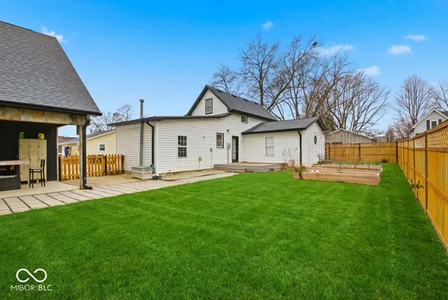 $329,000 | 603 North Swope Street, Greenfield, IN 46140