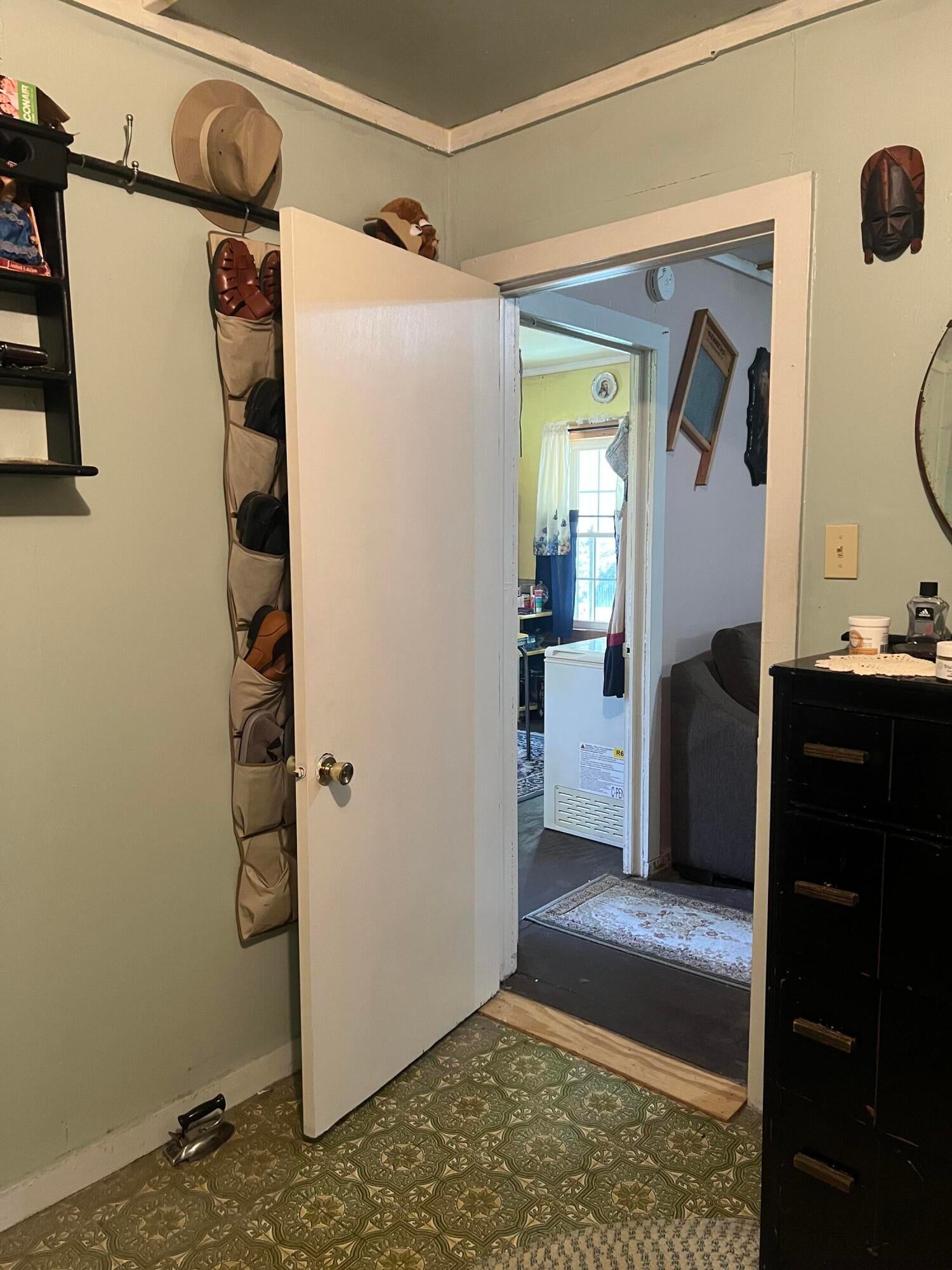 7844 Knobs Road Union, WV 24983 - Photo 24 of 32 Gallery Image 24