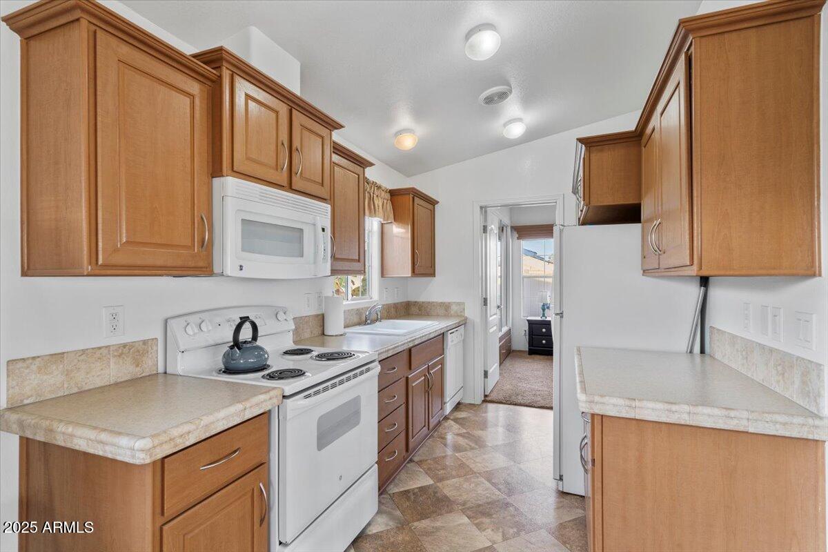 8865 East Baseline Road, Unit 1129 Mesa, AZ 85209 - Photo 14 of 44