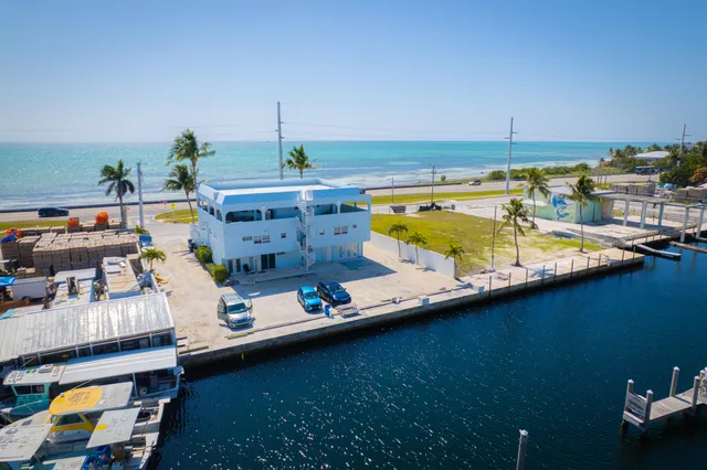 $5,000 | 74560 Overseas Highway, Unit DOCK, Islamorada, FL 33036