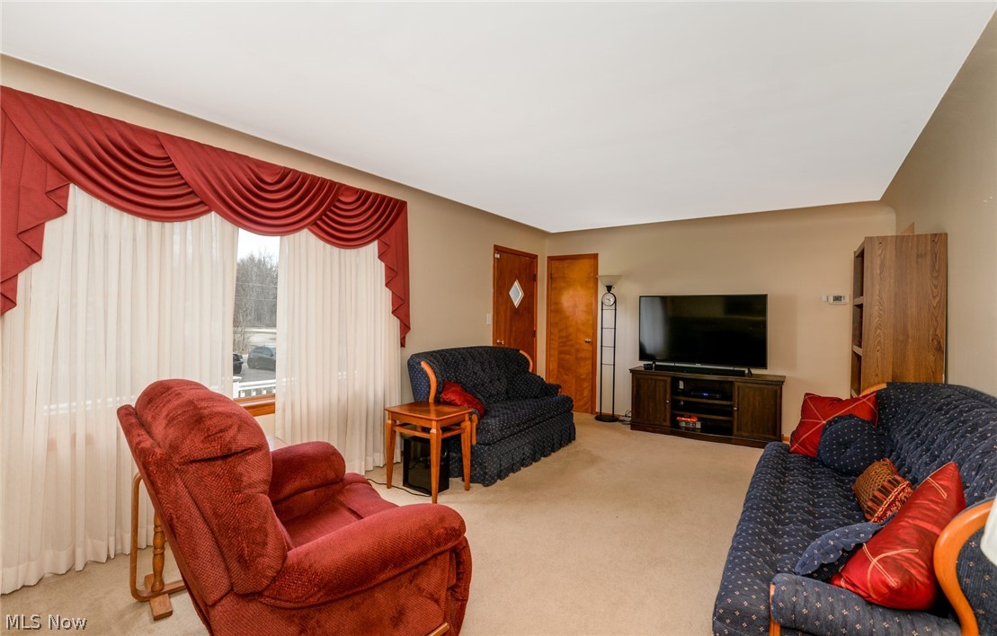 508 Ledge Road Macedonia, OH 44056 - Photo 9 of 33 Gallery Image 9