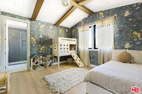 $4,995,000 | 6310 Mirror Lake Drive, Los Angeles, CA 90068