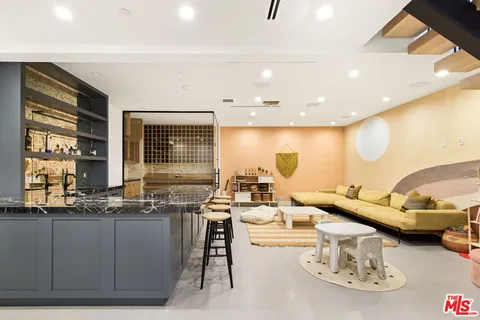 $4,995,000 | 6310 Mirror Lake Drive, Los Angeles, CA 90068