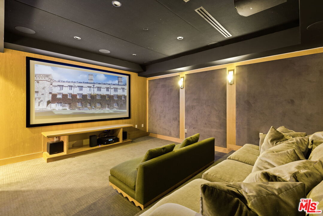 6310 Mirror Lake Drive Los Angeles, CA 90068 - Photo 30 of 34 a projector room with furniture
