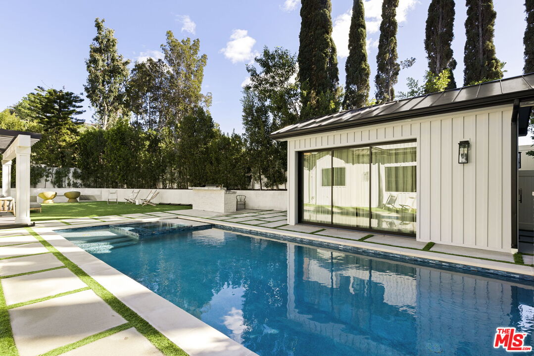 6310 Mirror Lake Drive Los Angeles, CA 90068 - Photo 33 of 34 a view of swimming pool with chairs
